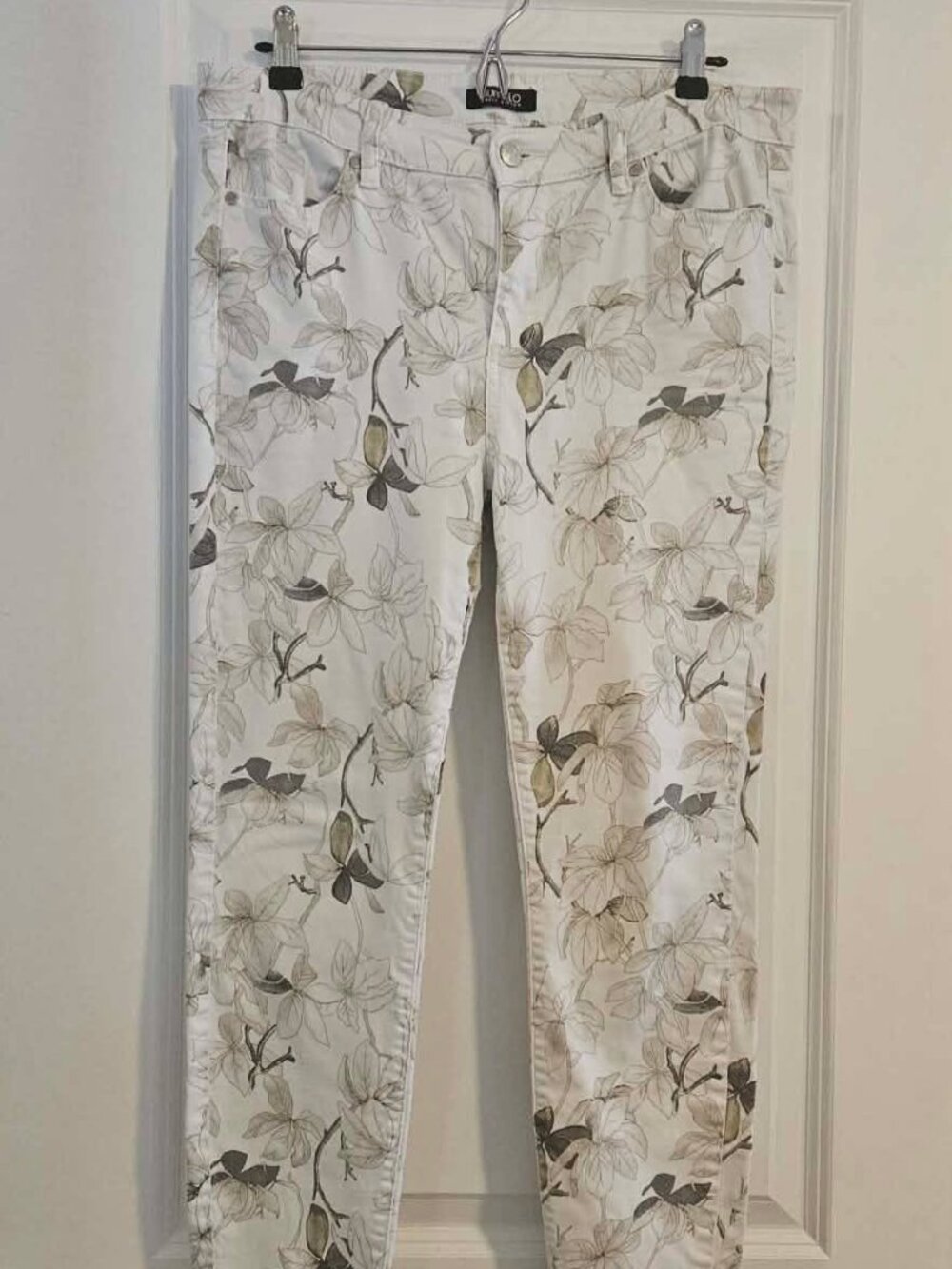 Buffalo David Bitton White Floral Print Skinny Jeans Size 6/28